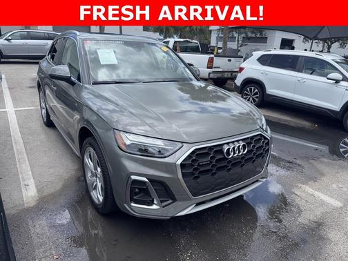 2025 Audi Q5 45 S line quattro Premium