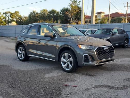 2025 Audi Q5 45 S line quattro Premium