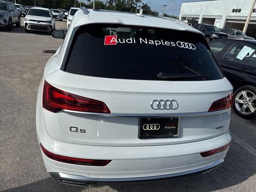 2025 Audi Q5 45 S line quattro Premium