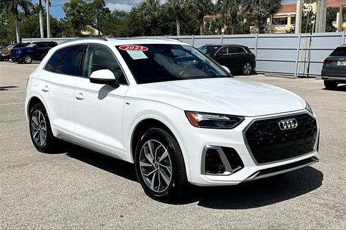 2023 Audi Q5 45 S line Premium Plus