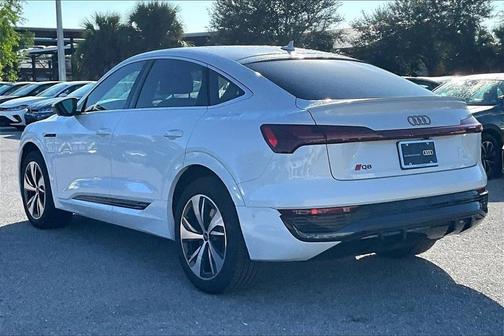 2024 Audi Q8 e-tron S line Premium