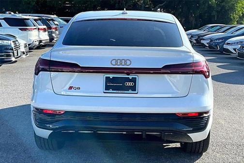 2024 Audi Q8 e-tron S line Premium