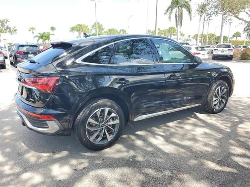 2022 Audi Q5 45 S line quattro Premium
