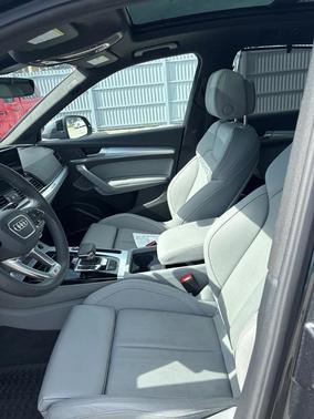 2025 Audi Q5 45 S line quattro Premium