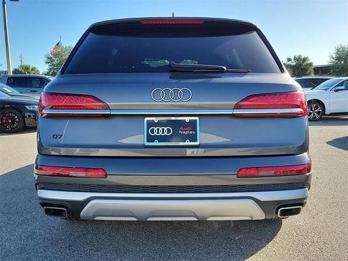 2025 Audi Q7 45 Premium