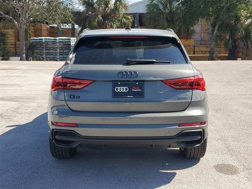 2025 Audi Q3 45 S line Premium