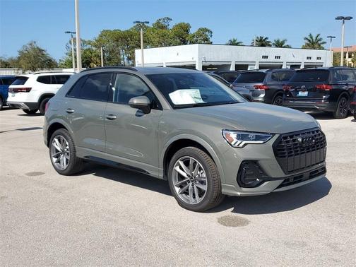 2025 Audi Q3 45 S line Premium