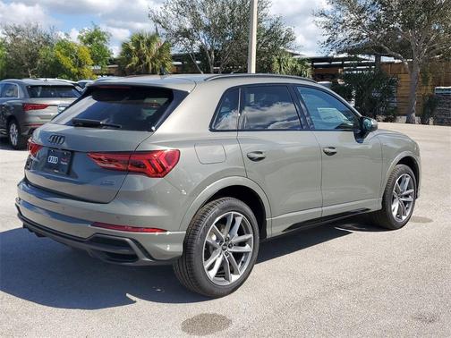 2025 Audi Q3 45 S line Premium