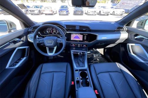 2024 Audi Q3 45 S line Premium