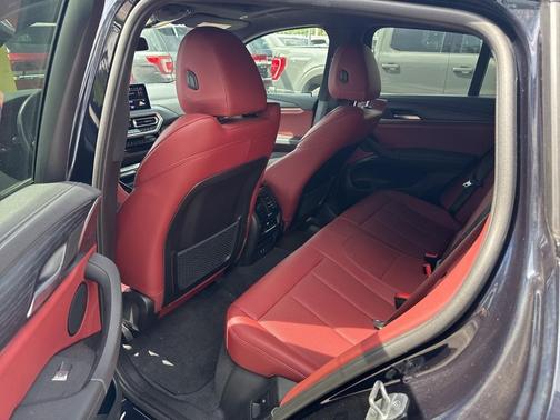 2022 BMW X4 xDrive30i