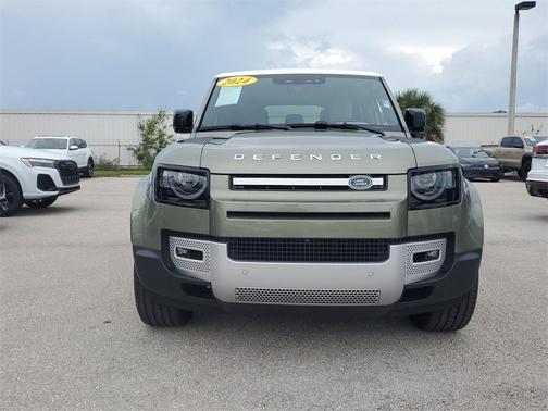 2024 Land Rover Defender P400 S