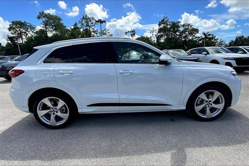 2025 Audi Q5 2.0T quattro Premium