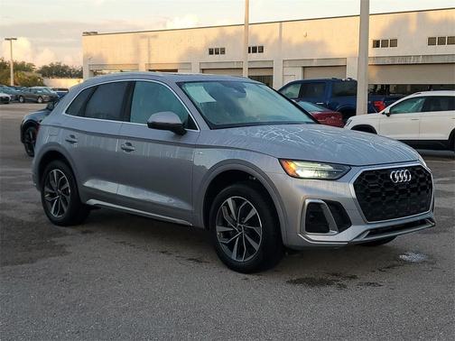 2025 Audi Q5 45 S line quattro Premium