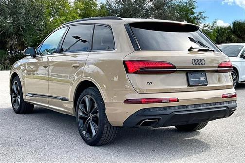 2025 Audi Q7 55 Premium Plus