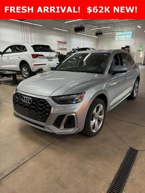 2024 Audi Q5 45 S line quattro Premium
