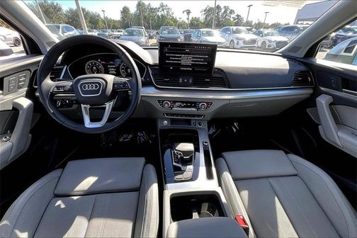 2024 Audi Q5 45 S line quattro Premium