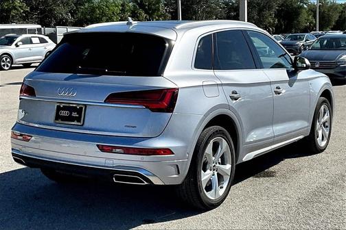 2024 Audi Q5 45 S line quattro Premium