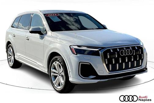 2025 Audi Q7 45 Premium Plus