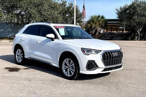 2024 Audi Q3 45 S line Premium