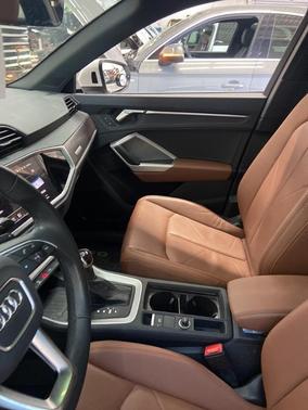 2024 Audi Q3 45 S line Premium