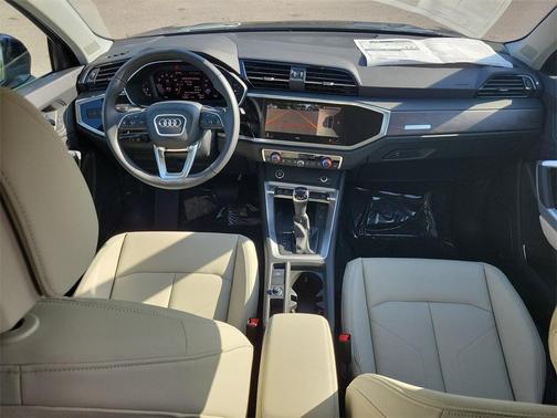 2025 Audi Q3 45 S line Premium