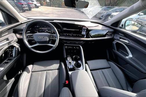 2025 Audi Q5 2.0T quattro Premium