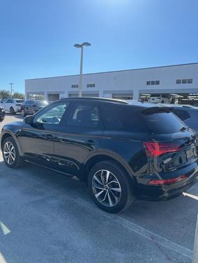 2024 Audi Q5 45 S line quattro Premium