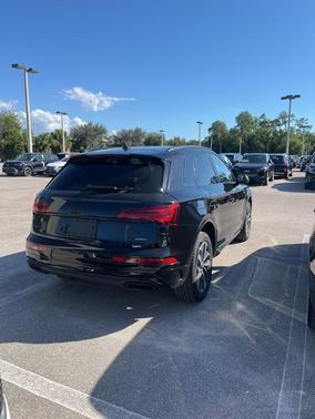 2024 Audi Q5 45 S line quattro Premium