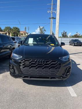 2024 Audi Q5 45 S line quattro Premium