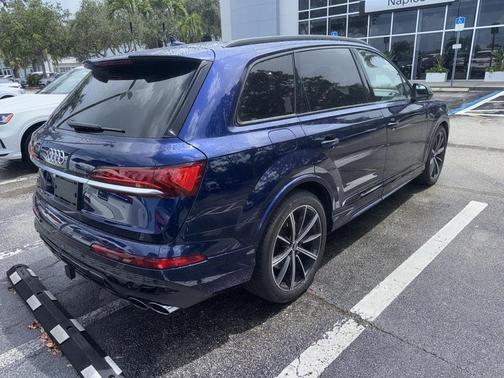 2021 Audi SQ7 4.0T Premium Plus