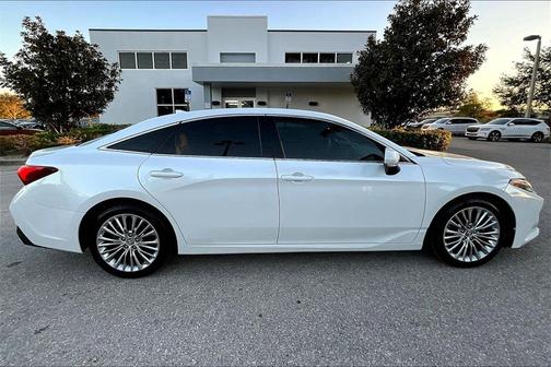 2019 Toyota Avalon Limited