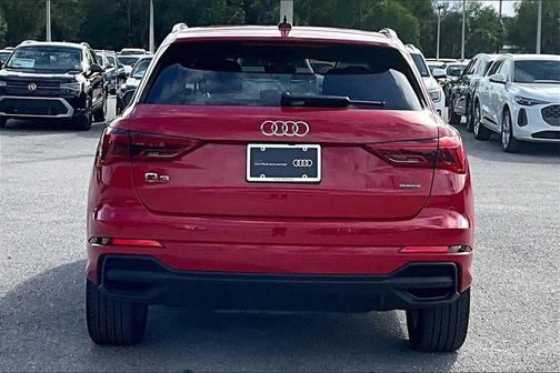 2023 Audi Q3 45 S line Premium