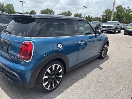 2022 MINI Hardtop Cooper S