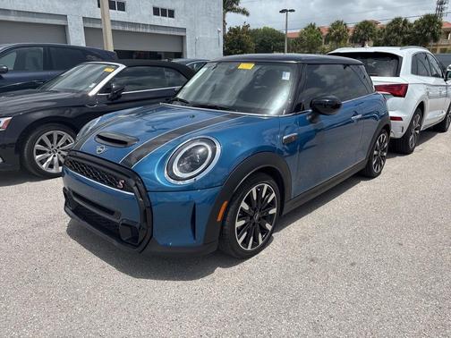 2022 MINI Hardtop Cooper S
