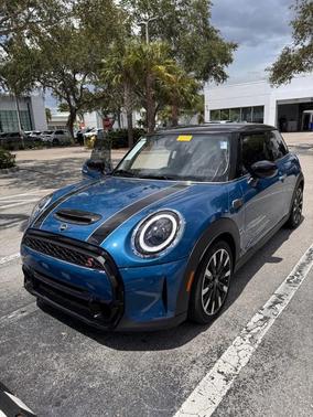 2022 MINI Hardtop Cooper S
