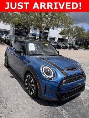 2022 MINI Hardtop Cooper S