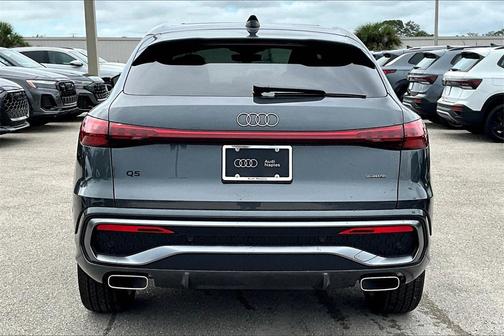 2025 Audi Q5 2.0T Premium
