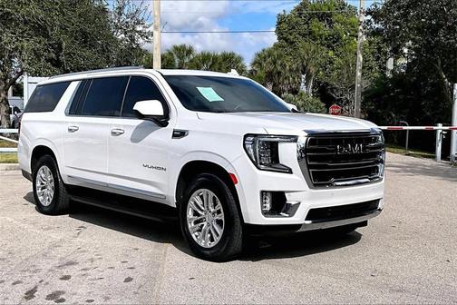 2023 GMC Yukon XL SLT