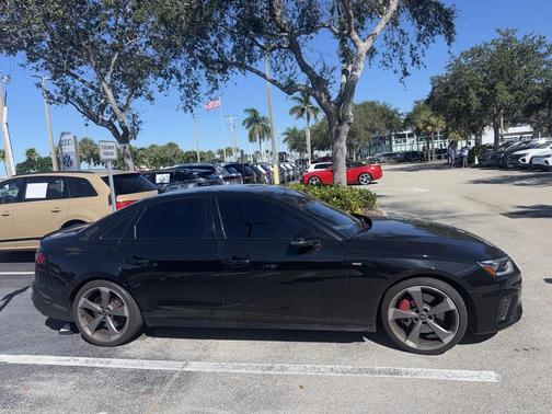 2023 Audi A4 45 S line Premium Plus