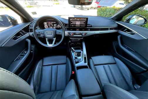 2023 Audi A4 45 S line Premium Plus