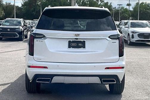 2025 Cadillac XT6 Sport AWD