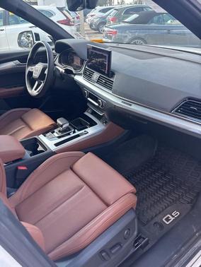 2025 Audi Q5 45 S line quattro Premium