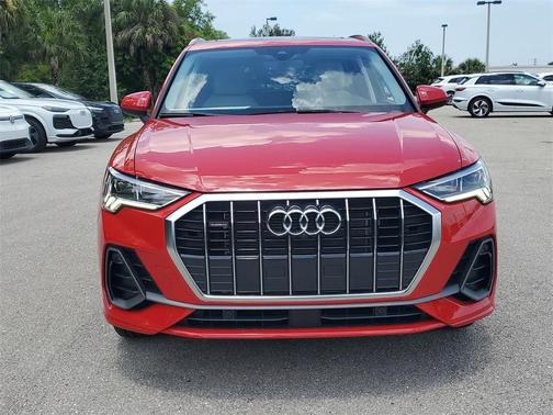 2025 Audi Q3 45 S line Premium
