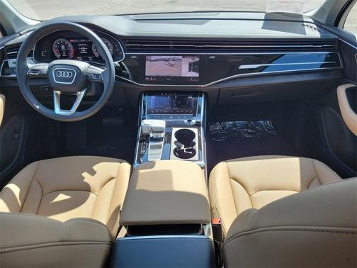 2025 Audi Q7 55 Premium Plus