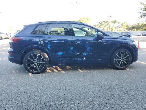 2025 Audi Q4 e-tron 45 Premium