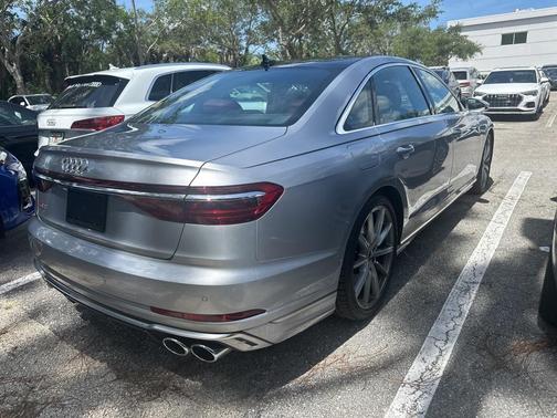 2024 Audi S8 4.0T quattro