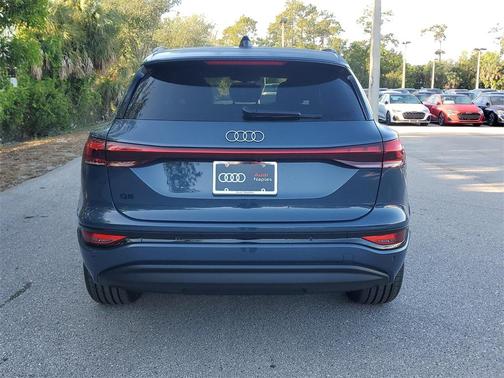 2025 Audi Q6 e-tron Premium