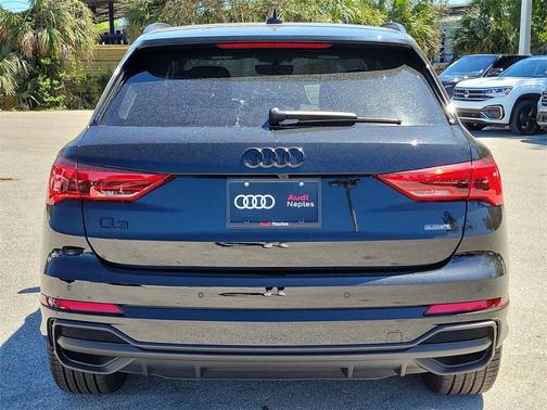 2025 Audi Q3 45 S line Premium