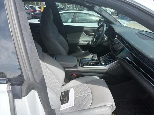 2024 Audi SQ8 4.0T Prestige