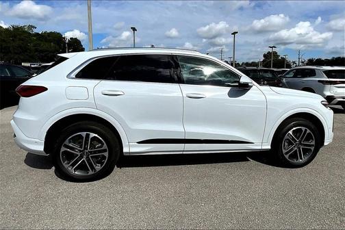 2025 Audi Q5 2.0T quattro Premium